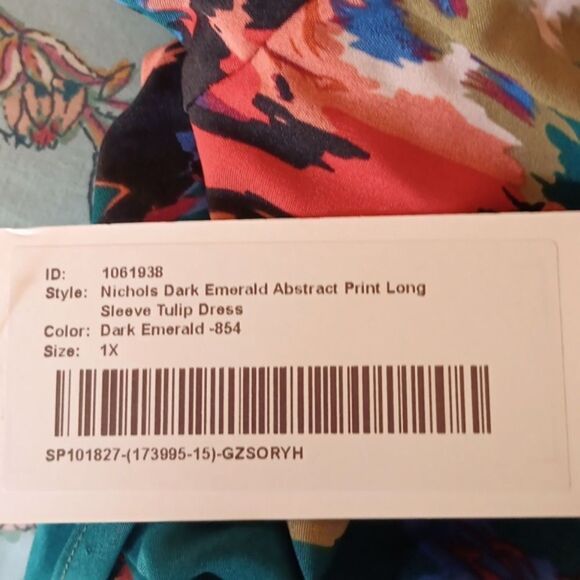 NWT Luxedo Abstrct Print Tulip Dress - Picture 12 of 16